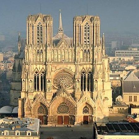 F2 Proche Gare Et Toute Commodite Château-Thierry Exteriér fotografie